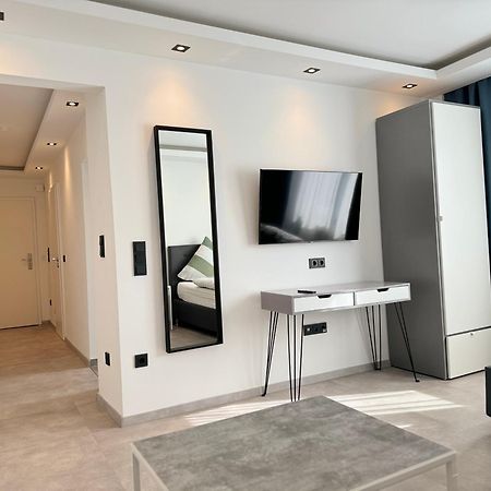 Aparts House - Balkon-Wifi-Kitchen 에센 외부 사진