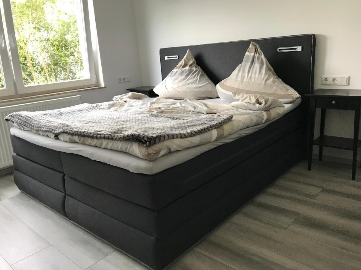 Aparts House - Balkon-Wifi-Kitchen 에센 외부 사진