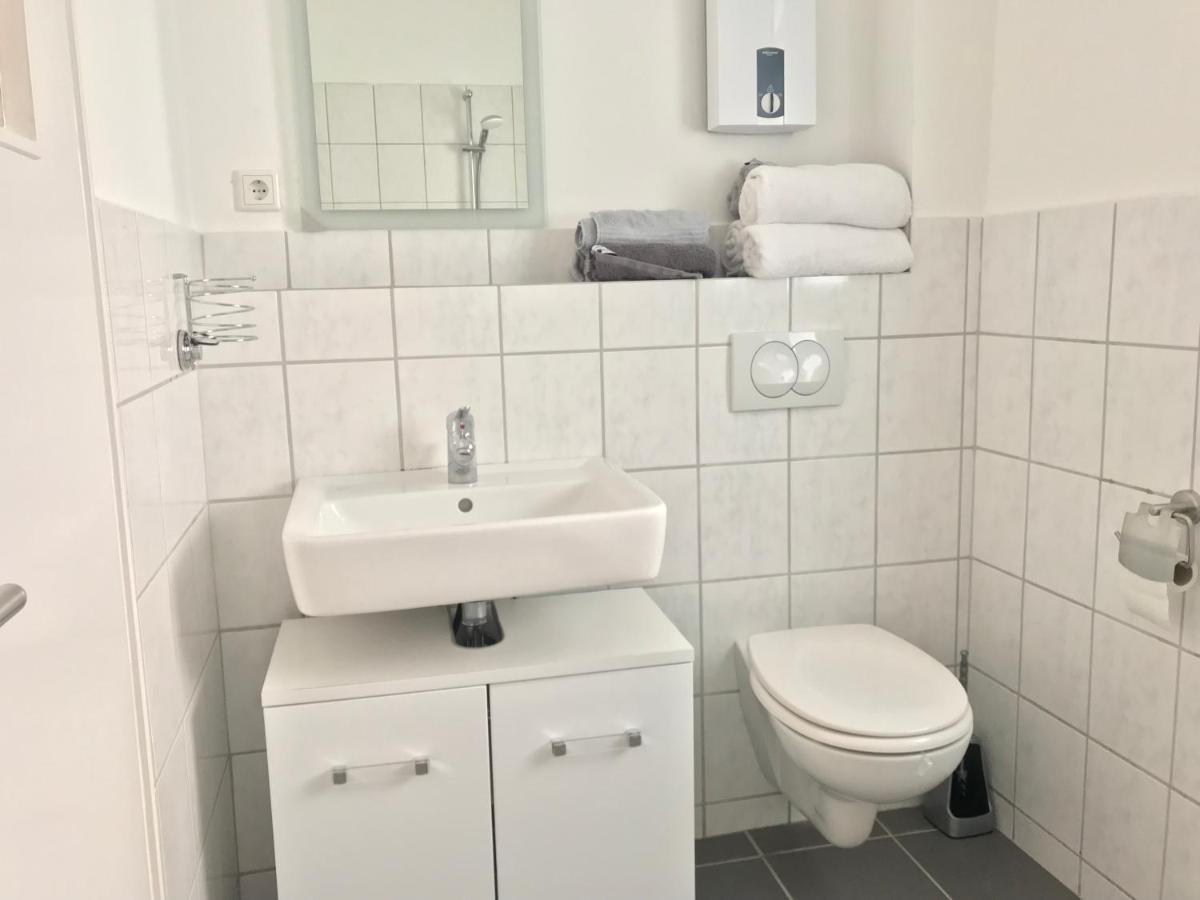 Aparts House - Balkon-Wifi-Kitchen 에센 외부 사진