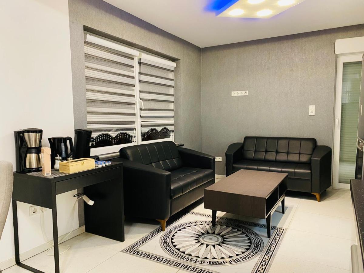 Aparts House - Balkon-Wifi-Kitchen 에센 외부 사진