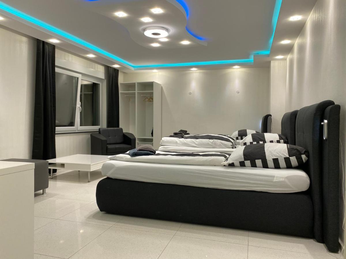 Aparts House - Balkon-Wifi-Kitchen 에센 외부 사진
